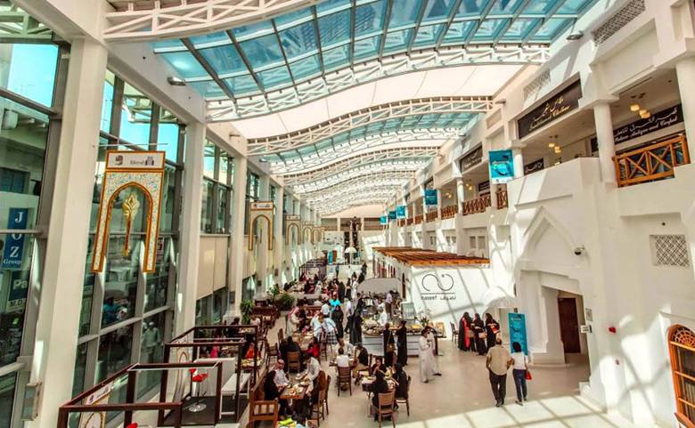 Cheap Things to Do in Bahrain for Adults with Family in 2025 Make a Trip to The Bab Al Bahrain Souq